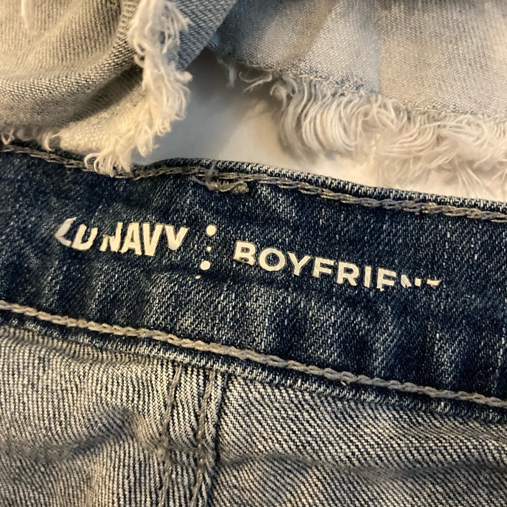 Ladies Shorts bundle (old navy boyfriend) & Rue 21. Y2K for sure ⭐️.Both size 14 - Picture 10 of 16